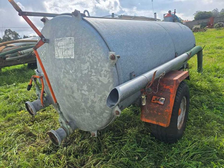 Cisterna agricola 3000 litros usada , sem documentação