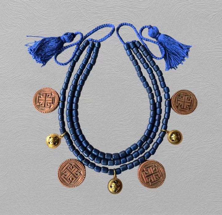 Шелести / косівське намисто,