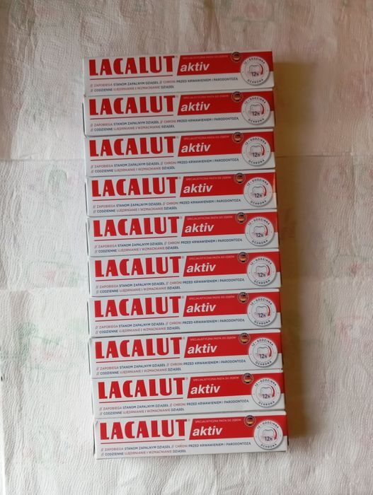 Lacalut Aktiv pasta do zębów chroni przed krwawieniem paradontozą 75 ml 10 szt