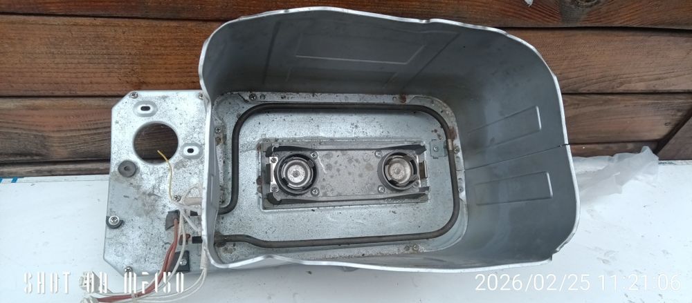 Хлібопічка Saturn б/в