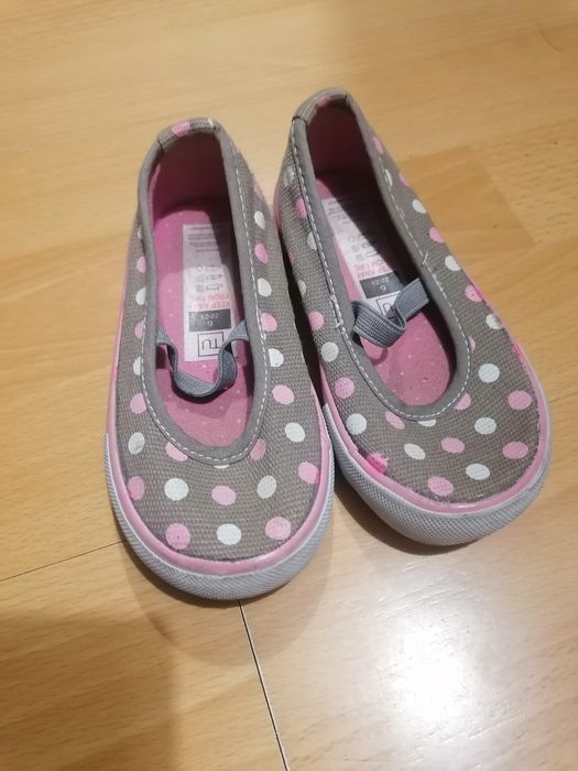 Buty dla dziewczynki rozmiar 22 / 23