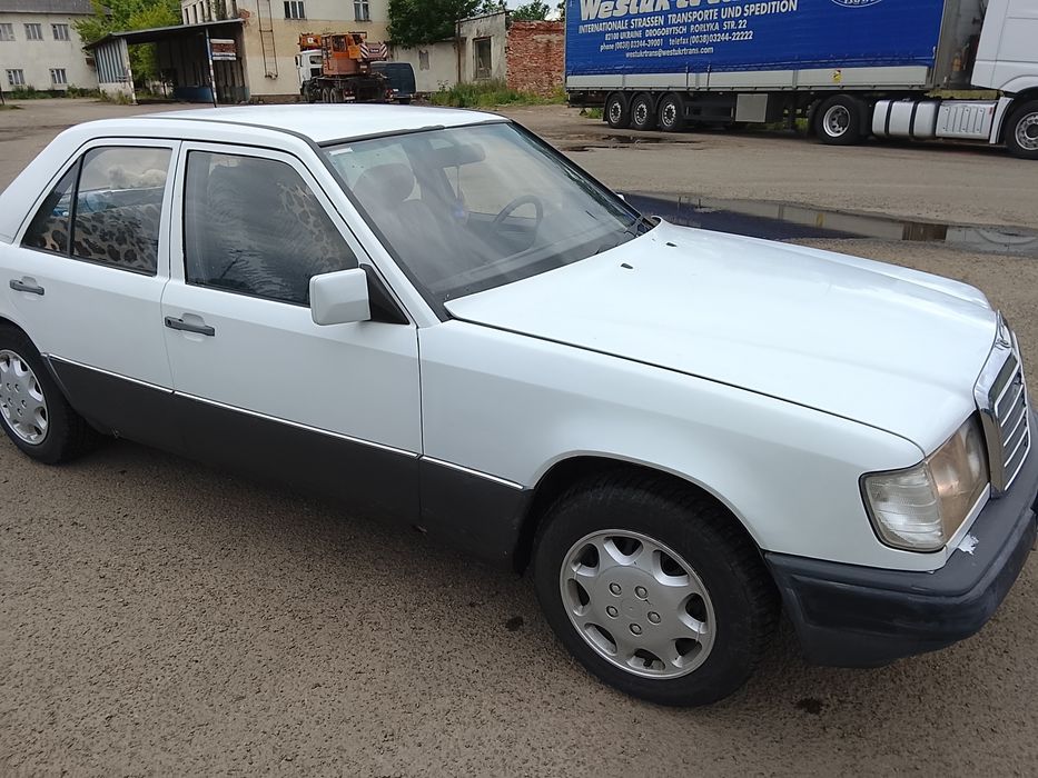 Продам мерседес w124