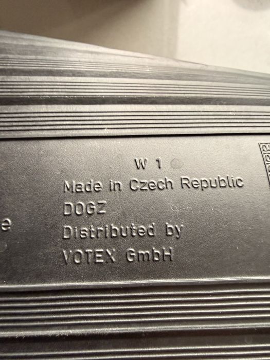 Dywaniki oryginalne OEM gumowe audi A6_C6