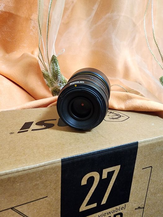 Об'єктив Kamlan 50mm f1.1APS-C sony e mount