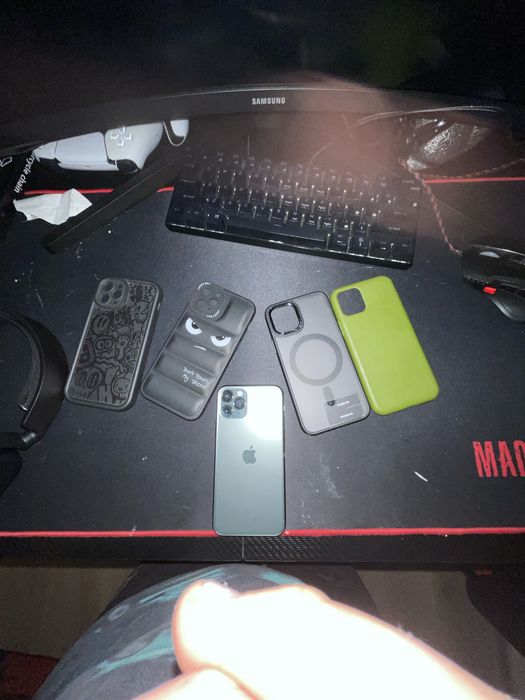 Iphone 11 pro idealny stan 95 kondycji baterii