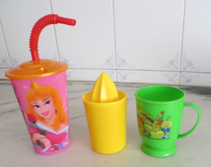 Copos 3D com palha, Caneca e Espremedor Citrinos de criança