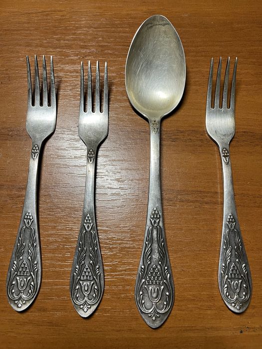 Столові прибори срібні 875 проби