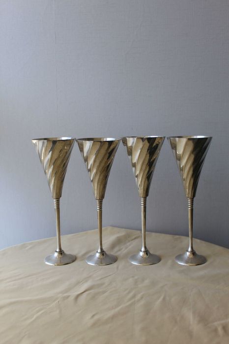 Бокалы,  большие, бронза, Англия, h 22,5 см, 4 шт