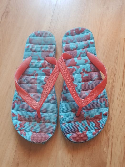 Nowe japonki męskie marki Cropp rozmiar 44