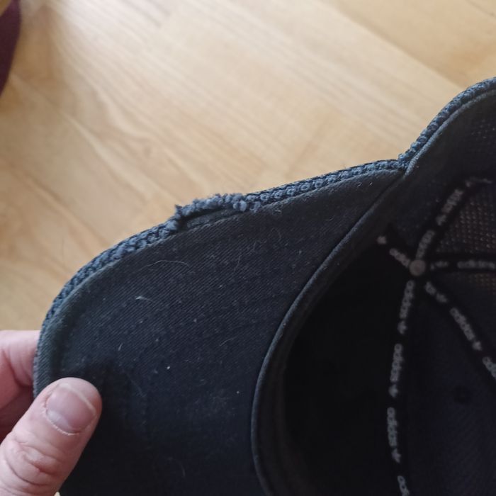 Czapka adidas czarna bejsbolówka z daszkiem