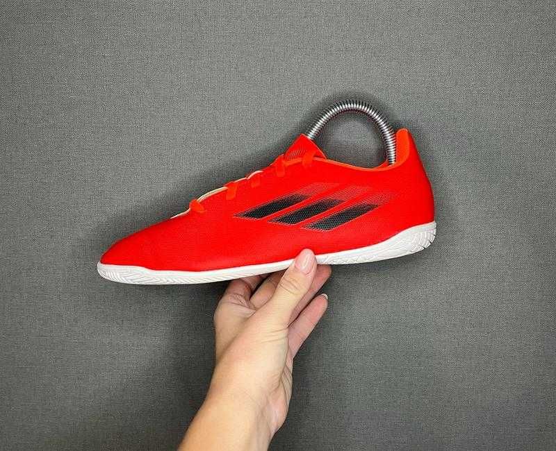 Футзалки Adidas X Speedflow .4   38 р