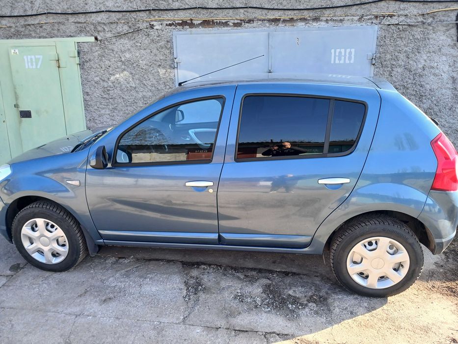 Dacia Sandero 2010рік.