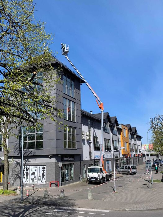 Wynajem podnośnika koszowego 25m