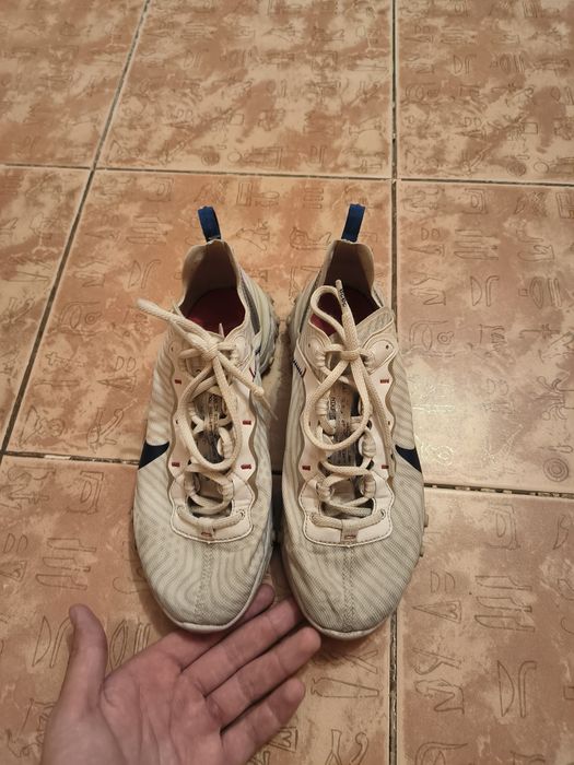 Кросівкі Nike React розмір 40 стан ідеальний