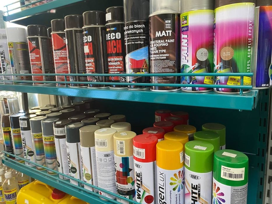 Аерозольна фарба в балонах