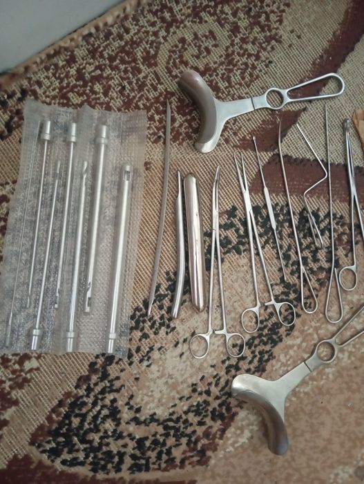 Продам медецинські інструменти