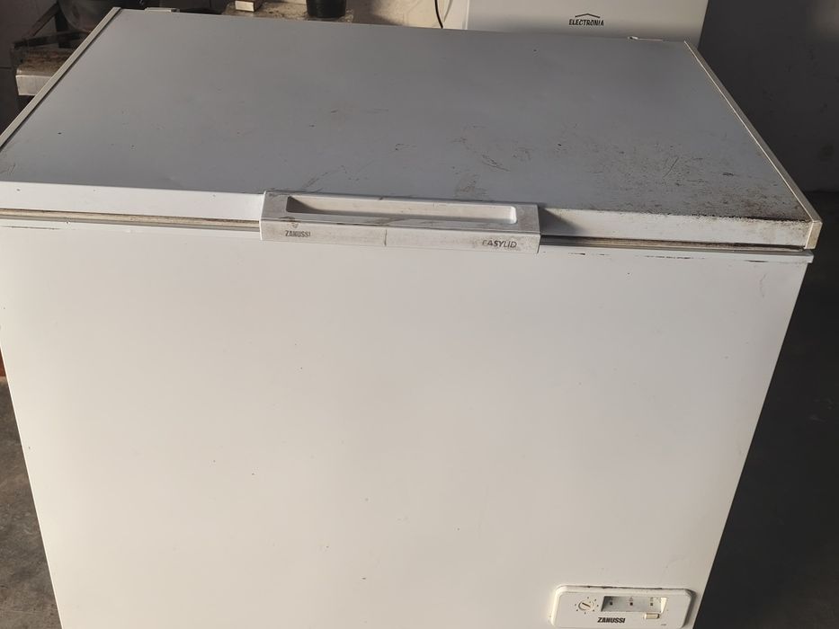 Arca frigorífica Zanussi