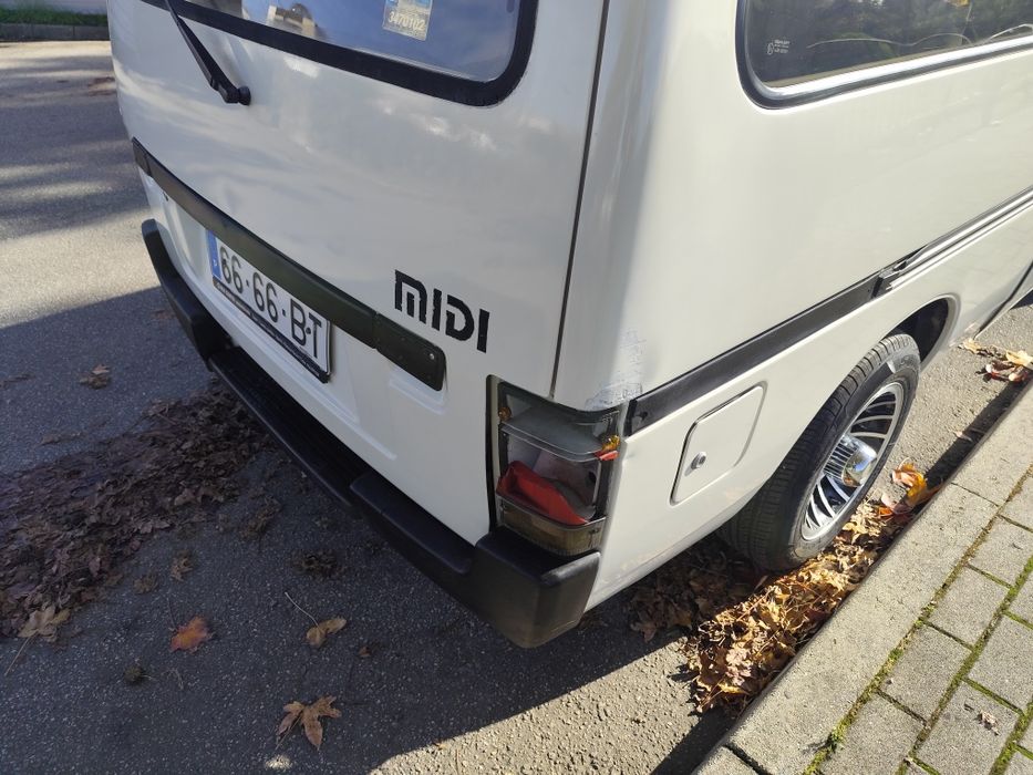 Izuso midi 2.2d 1992