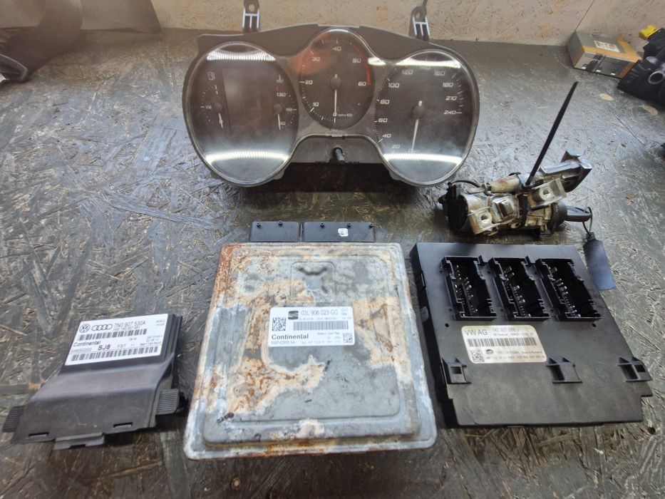 Zestaw Startowy Seat Altea XL 1.6 TDI CAYC 03L.906.023GG