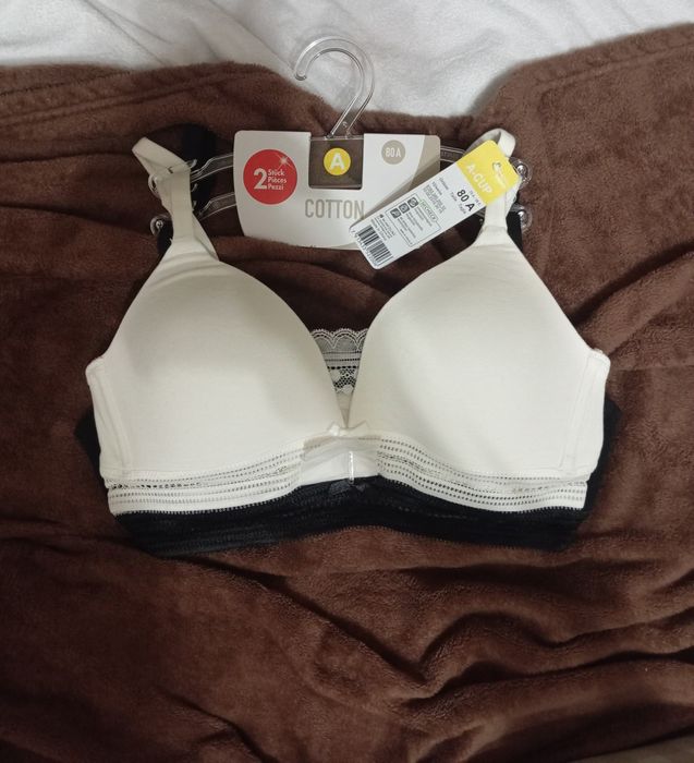 Нові жіночі бюстгалтери 80А