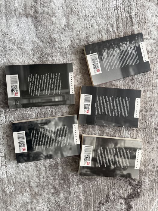 Книги Хроніки подій Перший пятий місяць війни В. Зеленський
