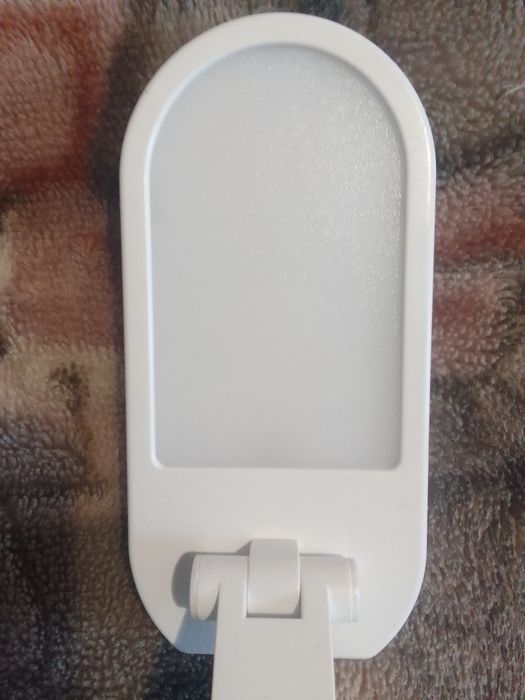 LED лампа 5W під ремонт.