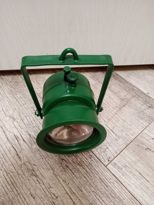Zabytkowa lampa górnicza, kolejowa