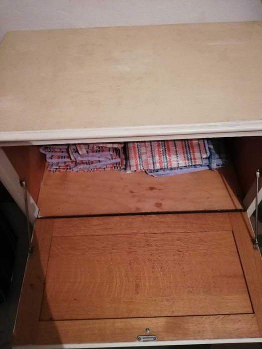 Toaletka kredensik retro śliczny mebel