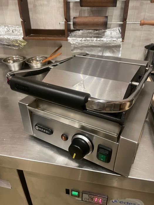 Grill kontaktowy hendi jak nowy 310x375x216mm HENDI 263600