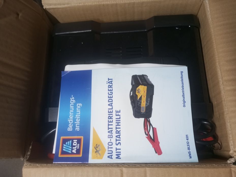 Цифровое зарядно-пусковое устройство AutoXSr WWS-BLS12-K01