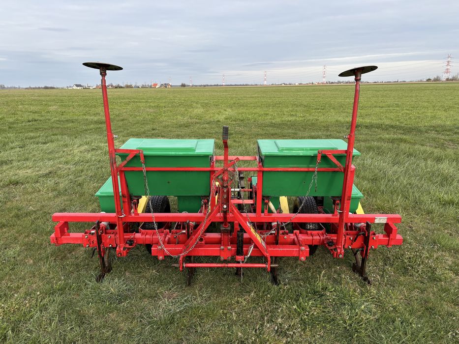 Siewnik do kukurydzy MEPROZET