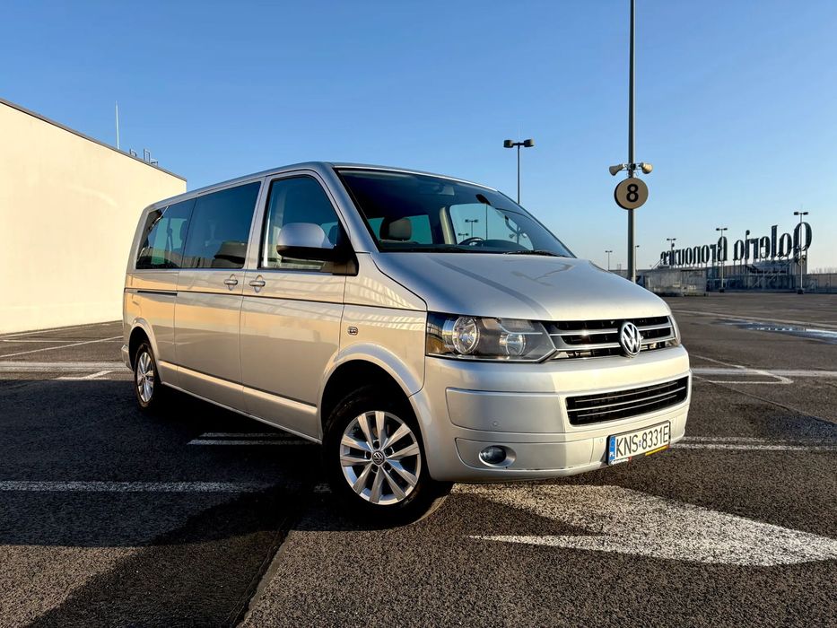 Volkswagen Caravelle Salon Polska, bezwypadkowy, pełna historia.