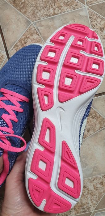 Buty nike damskie  sportowe