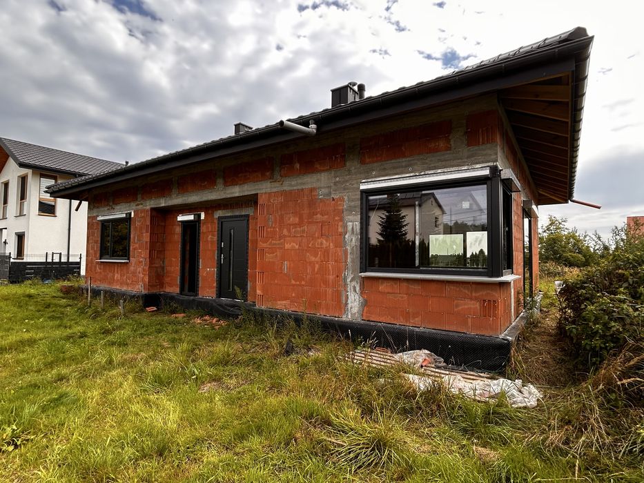 Dom parterowy stan deweloperski - Widok 3