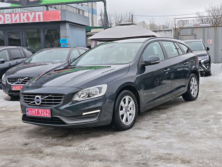 Volvo V60 facelift 2014  2,0 D3 дизель ВІДЕО