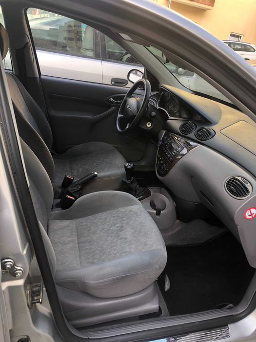 Ford Focus MK1 Sedan 1999