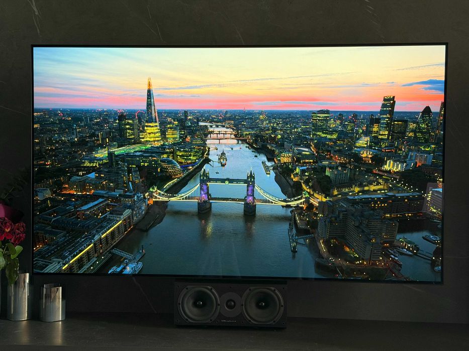Телевізор LG OLED 65”, модель OLED65C8PLA