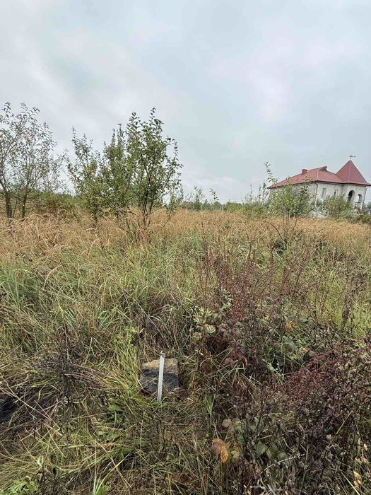 Продається земельна ділянка в с Підпечери