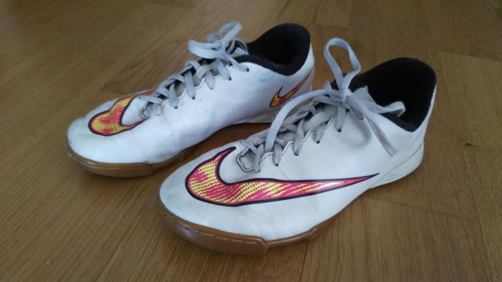 Buty piłkarskie Nike Mercurial rozmiar 37,5.