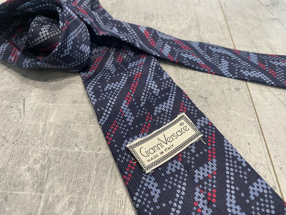 Jedwabny krawat Gianni Versace