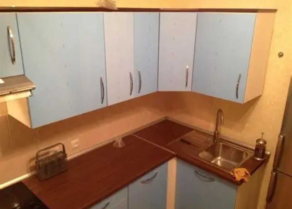 Поселю в дом 2 комнаты, участок.