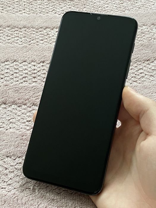 Зручний Телефон Motorola E20 2/32gb