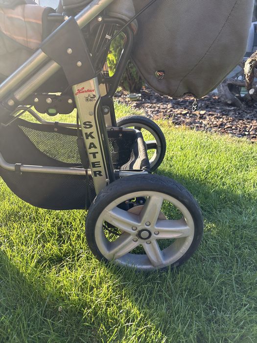 Продам німецьку прогулянкову коляску Hartan Skater.
