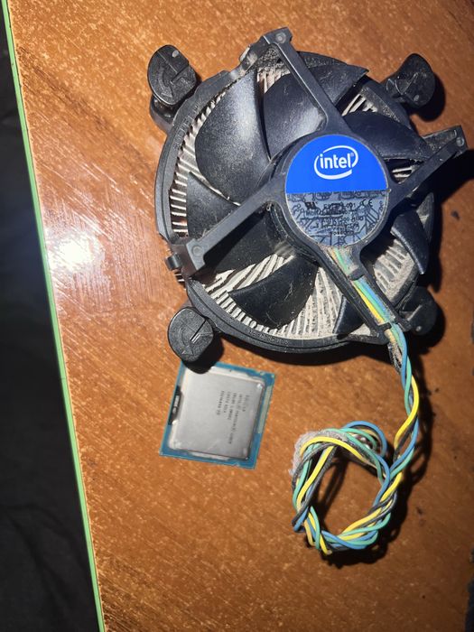 Intep pentium g2020 2.9 Ghz + Боксовий кулер