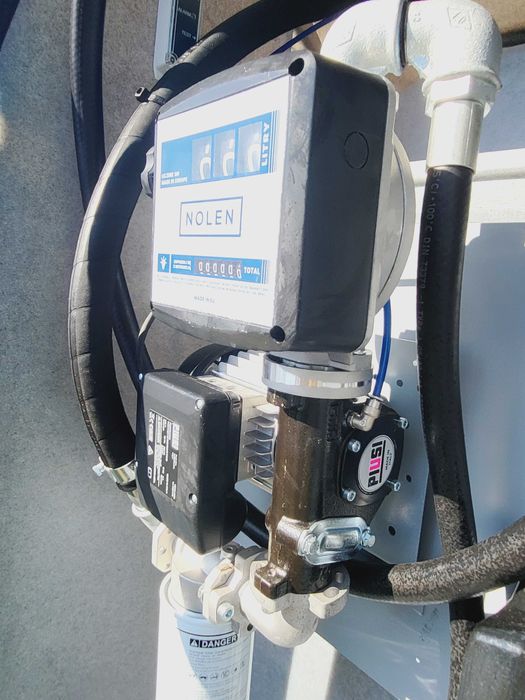 Nowy zbiornik na paliwo ON 2500 l. Cena 5 500,00 netto. Dostawa Gratis