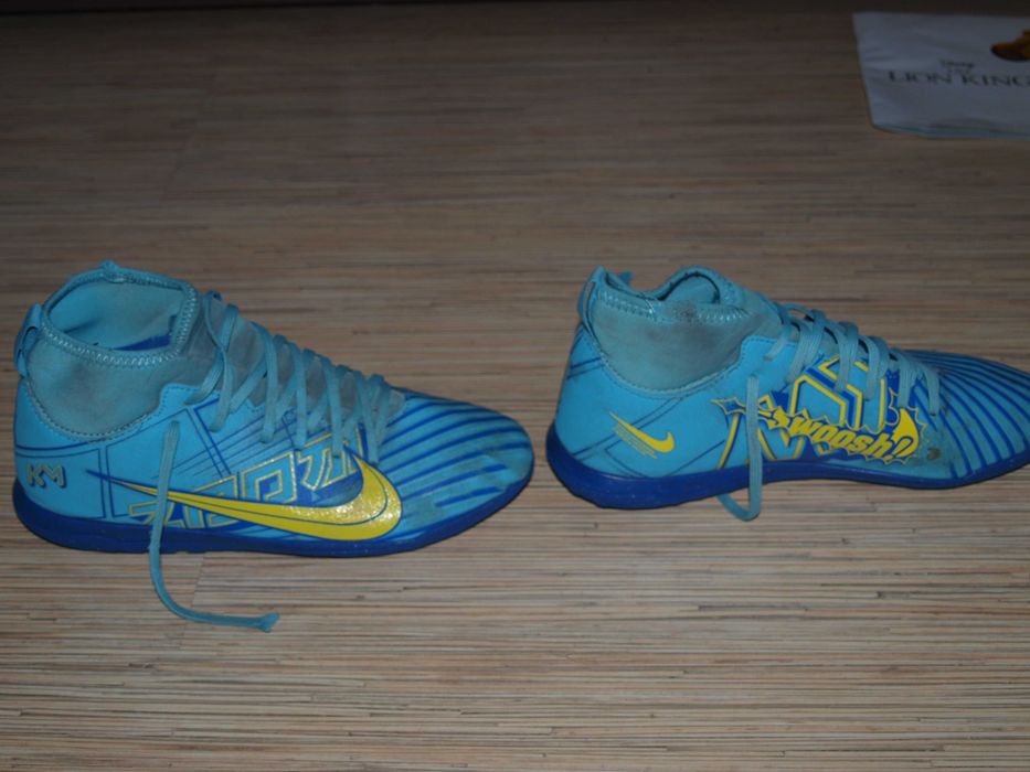 Buty Turfy Żwirówki Nike Mercurial KM r.37.5!!