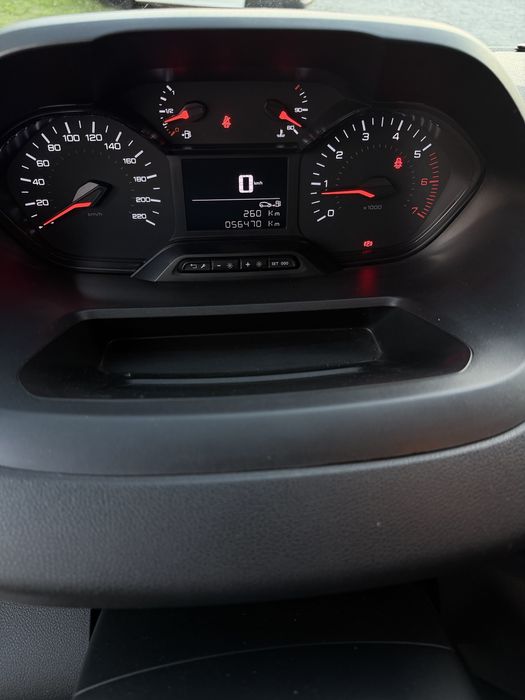 IVA Dedutível  para empresas Peugeot Partner 1.5 Blue-HDi Premium L1 | 131 CV | 2022 | Excelente Estado