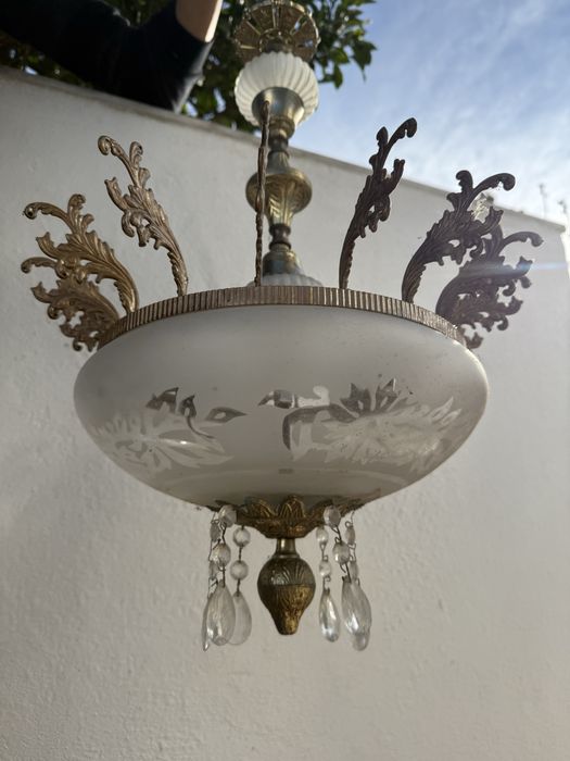 Candeeiro antigo de teto