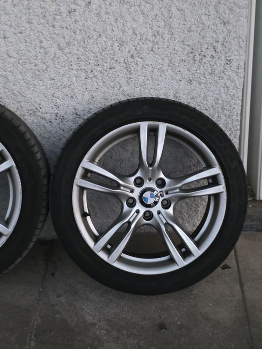 Jantes BMW 18" Pack M com Pneus 225.45.18 + 255.40.18