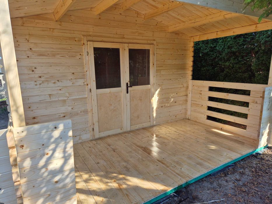 od RĘKI domek z tarasem letniskowy z grubego balika 34 mm*6x4*24m2